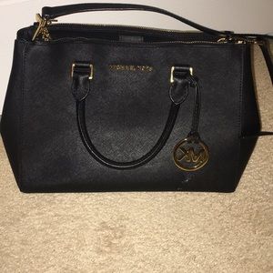 Michael Kors crossbody purse